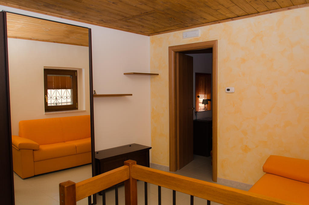 B&B La Perla Nelle Dolomiti Castelmezzano Exterior photo