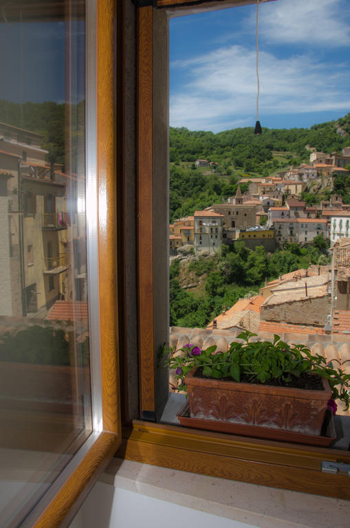 B&B La Perla Nelle Dolomiti Castelmezzano Exterior photo